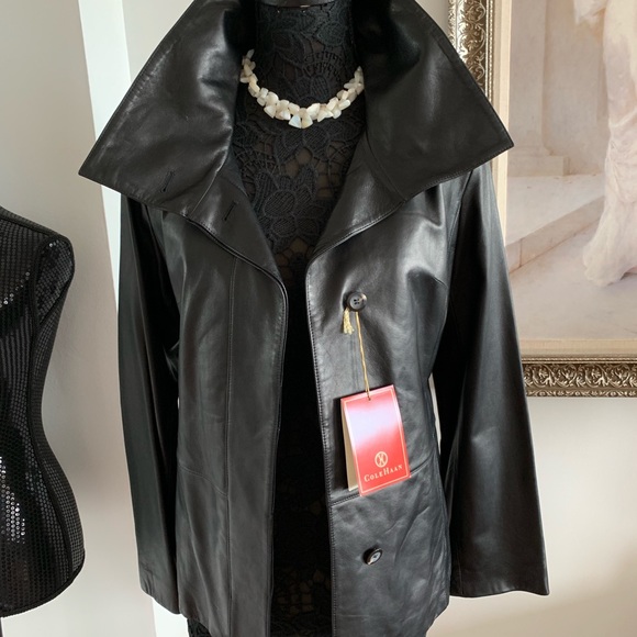 A real leather jacket by Cole Haan - Picture 3 of 4